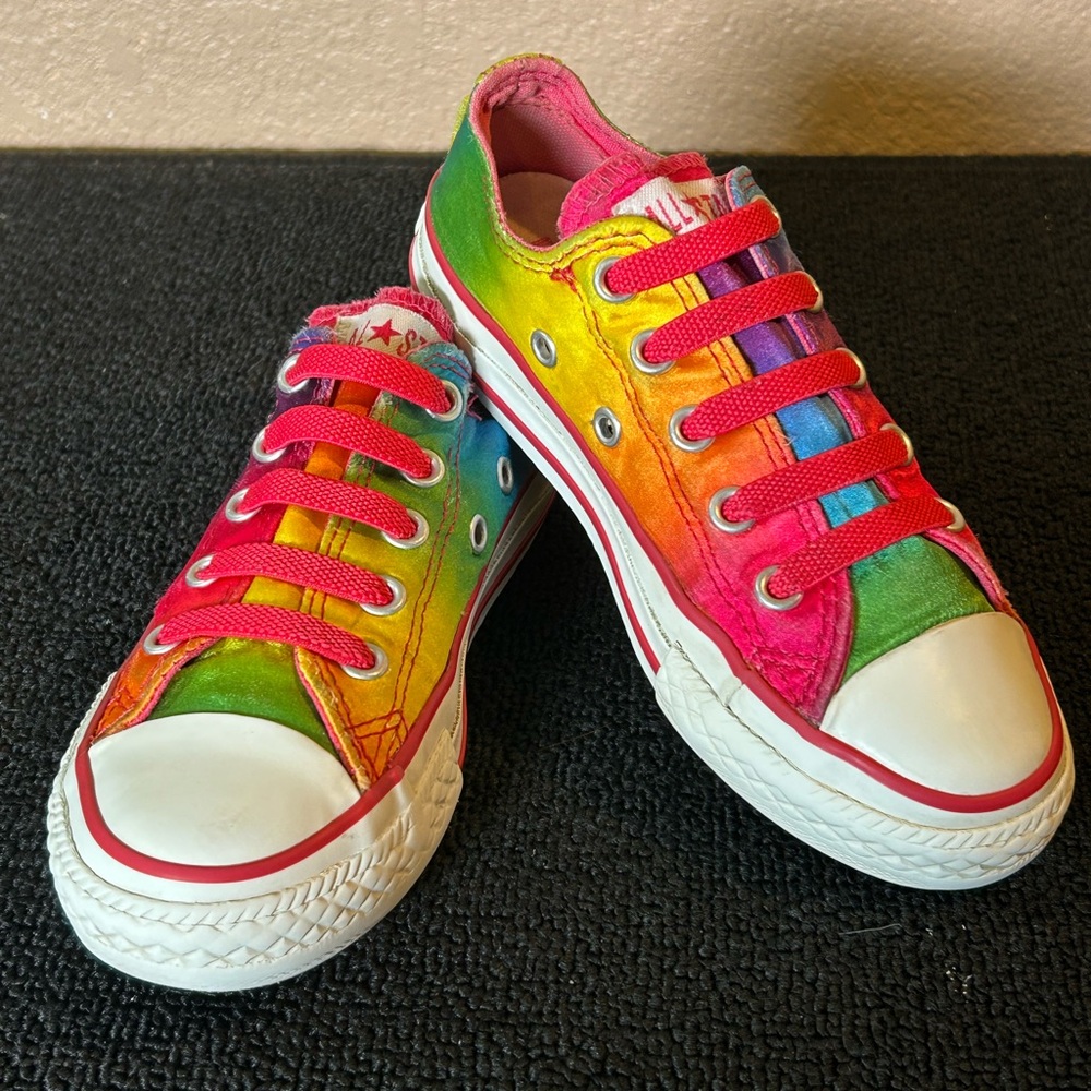 Converse All Star- Girls Satin Tie-Dye Slip On Sneaks 316610F Size 11